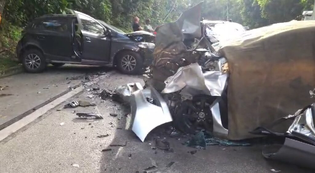 Sobe para 2 o número de mortos em engavetamento na Serra Rio-Teresópolis